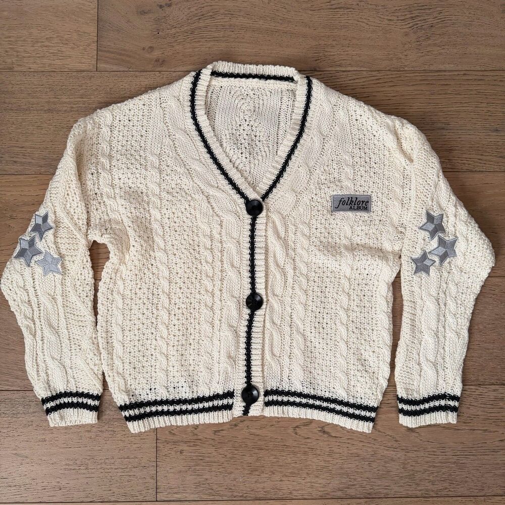 Taylor Swift Folklore Album Cardigan Cable Knit Ivory Star Patch Sweater M